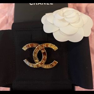 Brand new Chanel Metal Paris Button CC Brooch